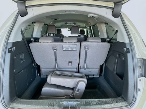 Used 2018 Honda Odyssey Touring image 19