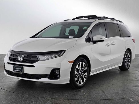 Used 2026 Honda Odyssey Elite image 7