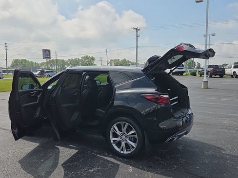 Used 2019 Chevrolet Blazer Premier w/ Sun and Wheels Package AWD/4WD image 22