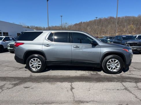 Used 2019 Chevrolet Traverse LS w/ LPO, Floor Liner Package AWD/4WD image 6