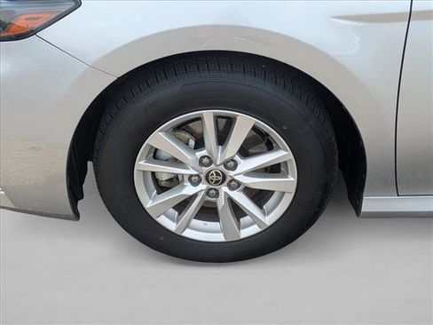 Used 2025 Toyota Camry LE FWD image 21