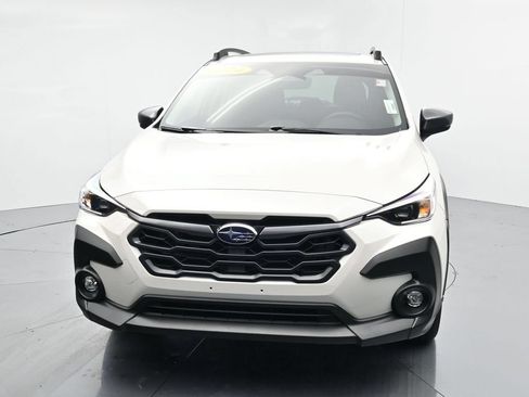Used 2024 Subaru Crosstrek 2.0i Premium AWD/4WD image 3