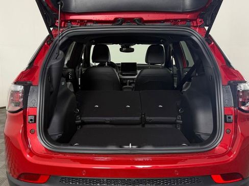 New 2026 Jeep Compass Limited AWD/4WD image 10