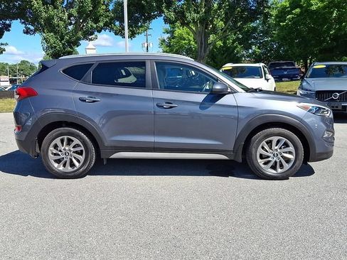 Used 2017 Hyundai Tucson SE w/ SE Popular Package 02 AWD/4WD image 7