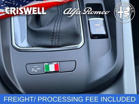 New 2026 Alfa Romeo Tonale w/ Black Premium Package AWD/4WD image 31