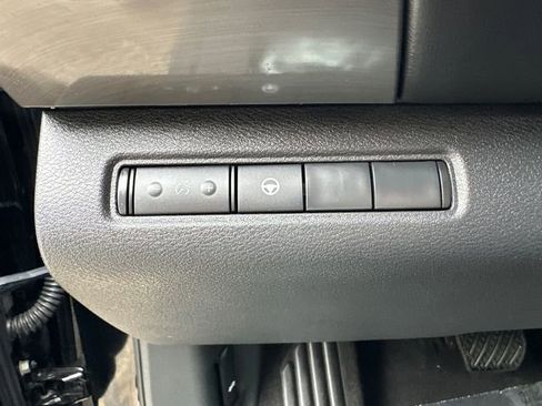 Used 2023 Nissan Pathfinder Rock Creek AWD/4WD image 35