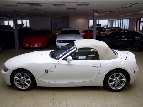 Used 2003 BMW Z4 3.0i image 12
