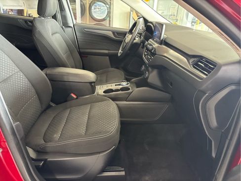 Certified 2023 Ford Escape Active AWD/4WD image 37