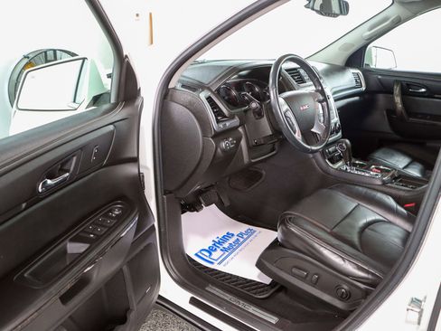 Used 2015 GMC Acadia SLT FWD image 3