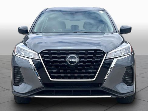 Used 2023 Nissan Kicks S FWD image 4