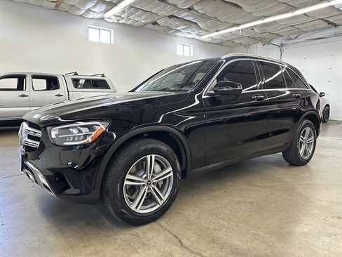 Used 2021 Mercedes-Benz GLC 300 4MATIC image 6