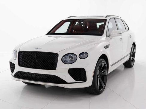 Certified 2023 Bentley Bentayga AWD/4WD image 1
