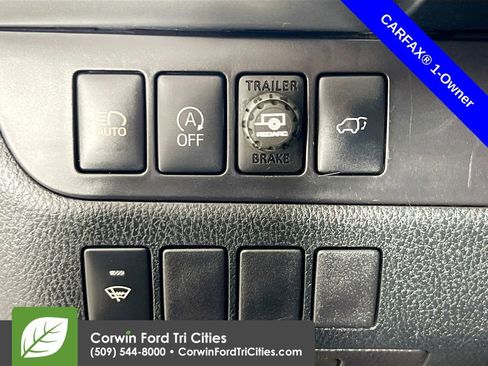 Used 2018 Toyota Highlander XLE image 20