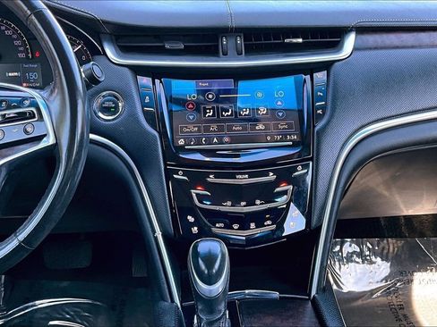 Used 2019 Cadillac XTS Luxury FWD image 23