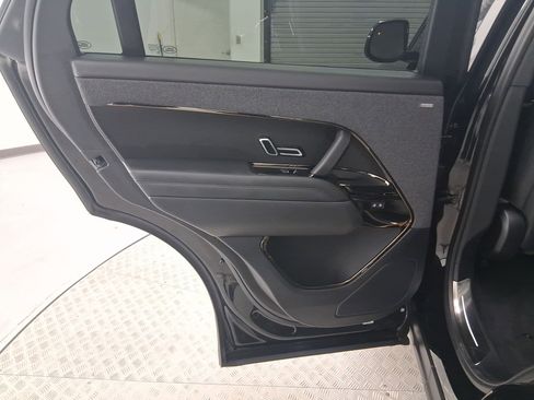 Used 2025 Land Rover Range Rover Sport SE image 29