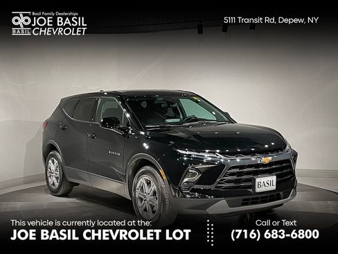 Used 2023 Chevrolet Blazer LT w/ Driver Confidence Package image 1