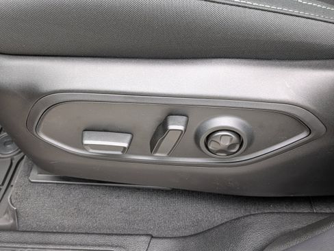 New 2025 Jeep Grand Cherokee Laredo X w/ Luxury Tech Group I image 20