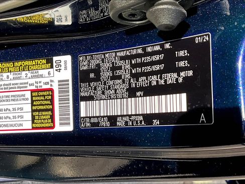 Used 2024 Toyota Sienna XLE image 37