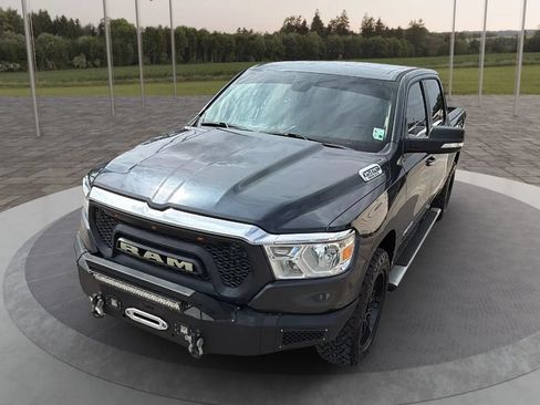Used 2019 RAM 1500 Big Horn AWD/4WD image 10