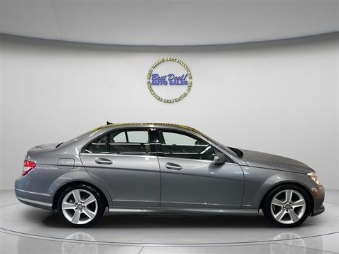 Used 2011 Mercedes-Benz C 300 4MATIC Sedan image 6