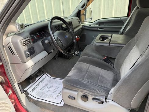 Used 2002 Ford F250 XLT AWD/4WD image 2
