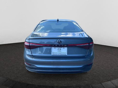 Used 2025 Volkswagen Jetta S FWD image 4