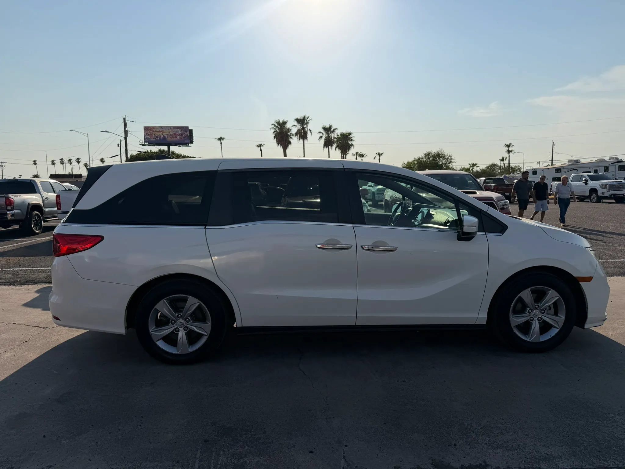 Used 2018 Honda Odyssey EX image 11