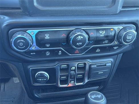 Used 2021 Jeep Wrangler Unlimited Sport image 28