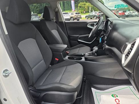 Used 2022 Kia Soul LX w/ Technology Package FWD image 21
