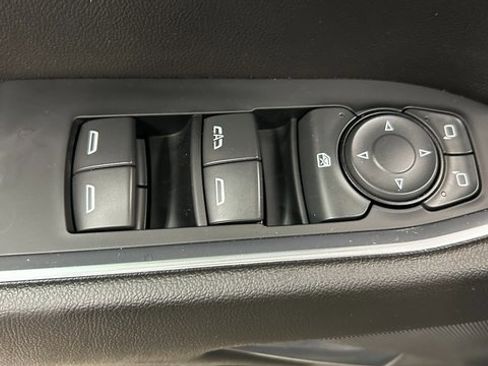 Used 2022 GMC Sierra 1500 Elevation w/ X31 Off-Road Package image 15