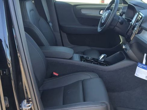 Certified 2026 Volvo XC40 B5 Plus w/ Protection Package Premier AWD/4WD image 20