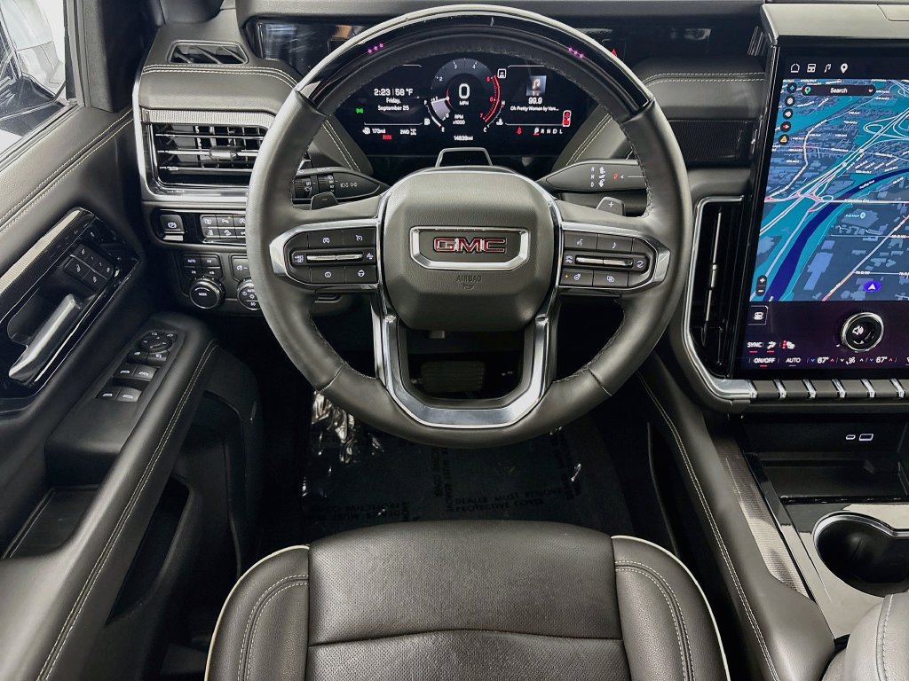 Used 2025 GMC Yukon Elevation AWD/4WD image 26