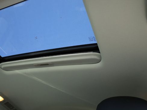 Used 2018 INFINITI QX80 2WD w/ Driver Assistance Package image 16