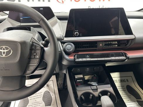 New 2026 Toyota Prius SE image 23