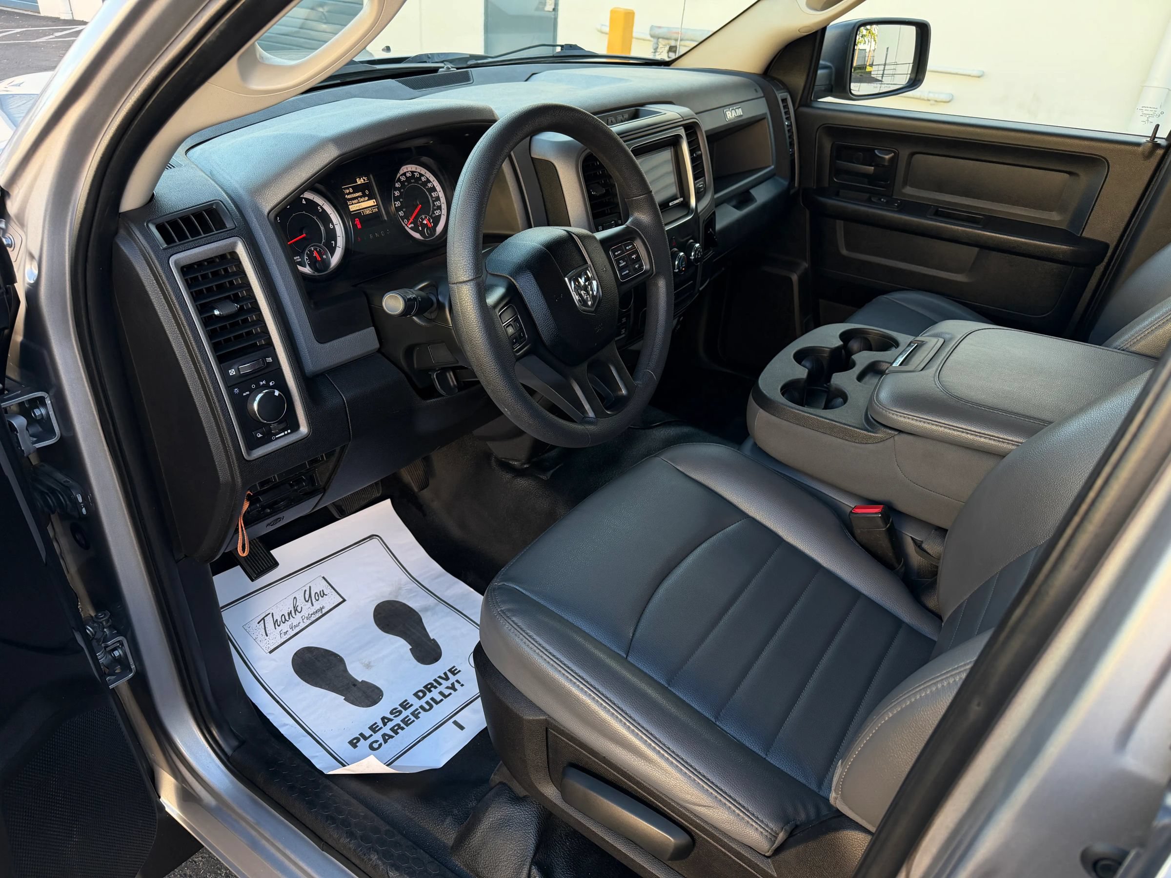 Used 2019 RAM 1500 ST AWD/4WD image 6