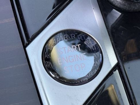 Used 2023 BMW X6 xDrive40i w/ M Sport Package image 17