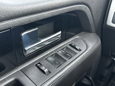 Used 2014 Ford F150 Limited image 17
