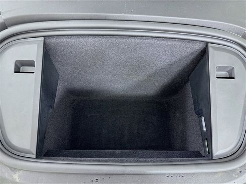 Used 2023 Porsche Taycan image 31