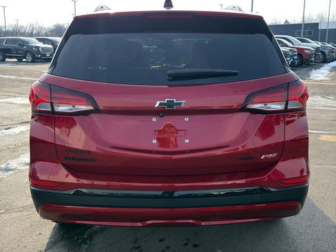 Used 2024 Chevrolet Equinox RS w/ RS Leather Package image 7