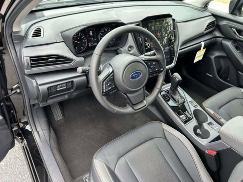 Certified 2025 Subaru Crosstrek 2.5i Limited w/ Crosstrek Mirror Package AWD/4WD image 17