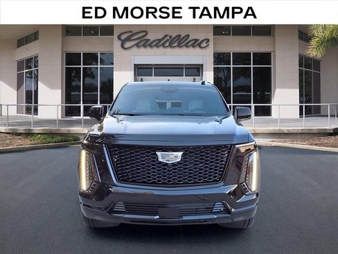 Used 2026 Cadillac Escalade Platinum Sport w/ LPO, ONYX Package AWD/4WD image 6