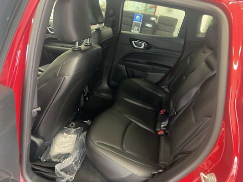 New 2026 Jeep Compass Limited image 8