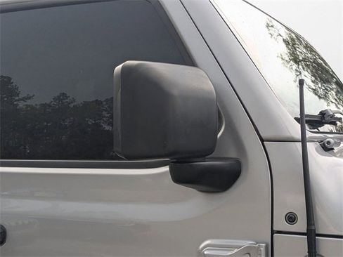 Used 2018 Jeep Wrangler Unlimited Sport S image 25