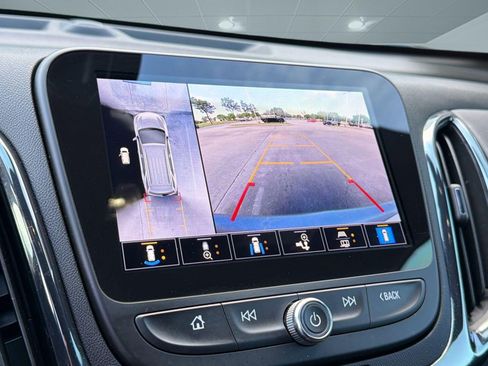 Certified 2023 Chevrolet Equinox RS FWD image 25