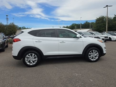 Used 2021 Hyundai Tucson SE w/ Cargo Package FWD image 8
