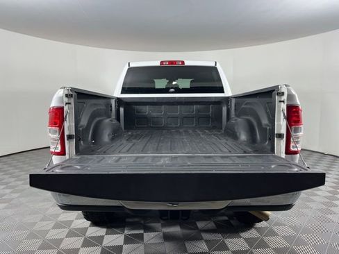 Used 2022 RAM 2500 Big Horn image 45
