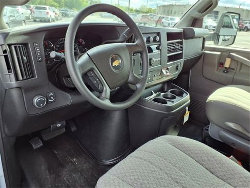 New 2025 Chevrolet Express 3500 w/ Power Convenience Package image 6