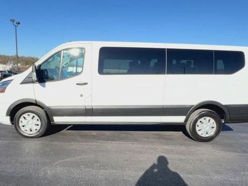 Used 2023 Ford Transit 350 XLT image 5