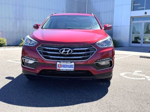 Used 2017 Hyundai Santa Fe Sport FWD image 2