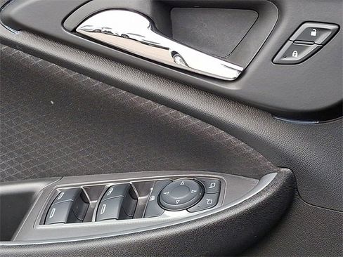 Used 2024 Chevrolet Malibu LT image 21